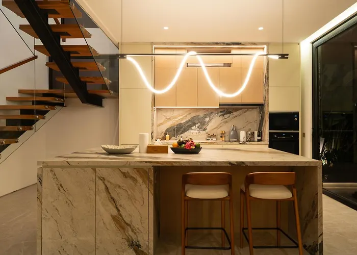 Seven Stones Villa