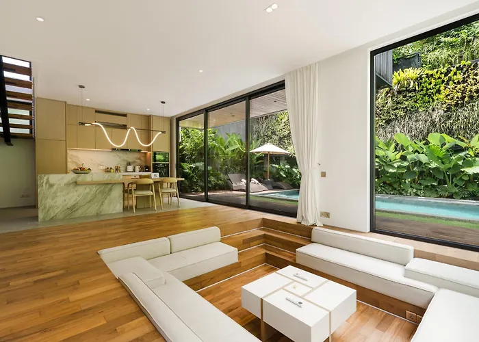 Seven Stones Villa *