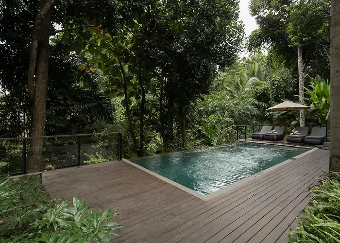 Seven Stones * Ubud (Bali)
